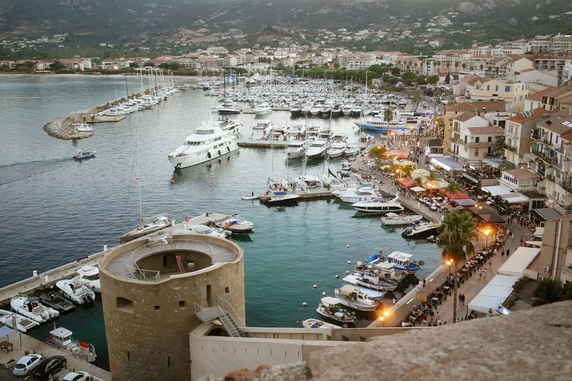 Calvi hero image